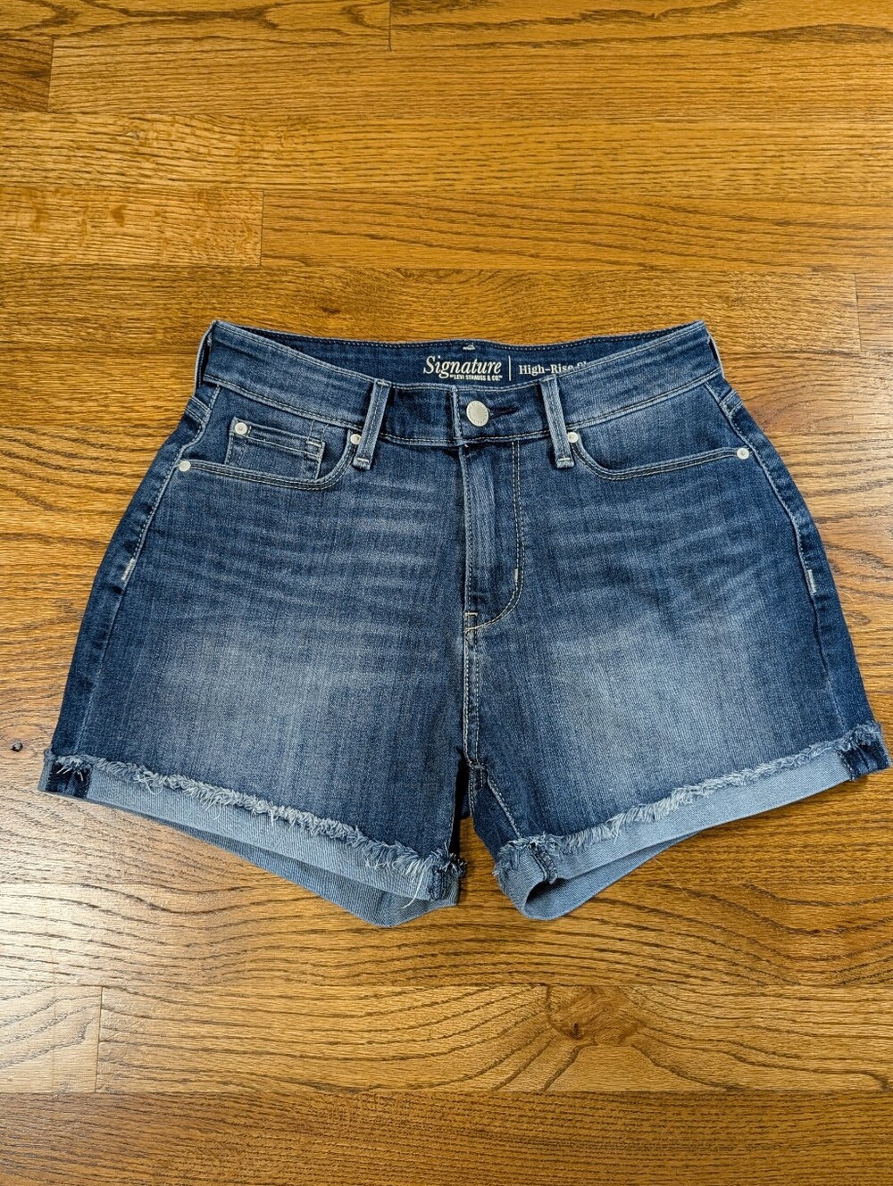 Levi Strauss Signature High Rise Denim Shorts Raw Hem Cuffed Size 2 W26